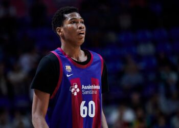 Historija: sa nepunih 14 godina debitovao za Barcu!