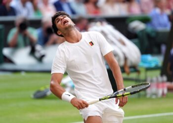Povrede sprečavaju Carlosa Alcaraza da nastupi na Wimbledonu i Queen’su