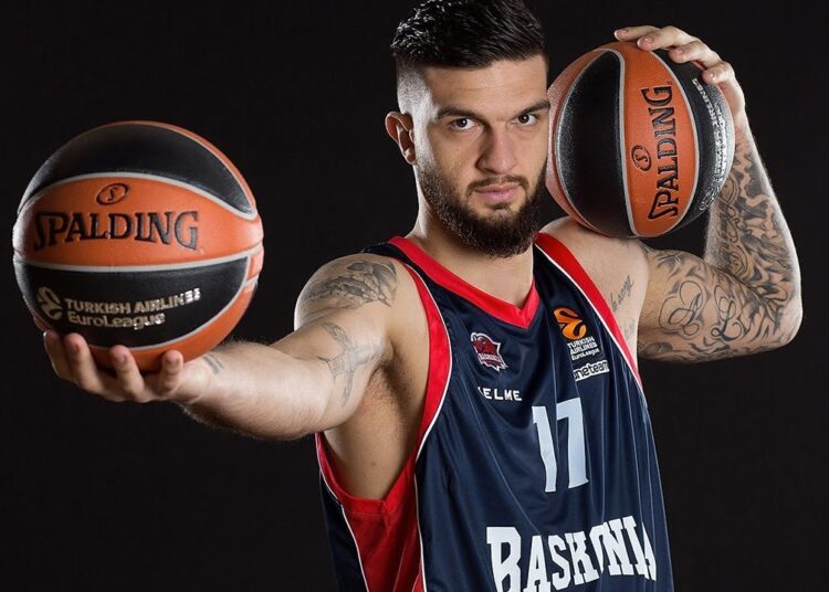 Vincent Poirier napustio Efes