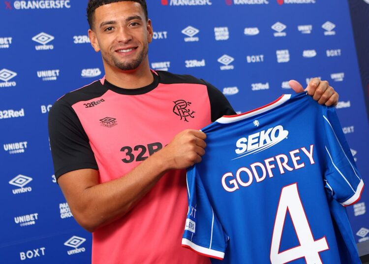 Bivši igrač Evertona Ben Godfrey stiže u Rangerse