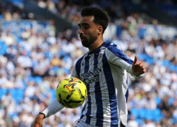 Real Sociedad se neočekivano rastaje sa Braisom Méndezom