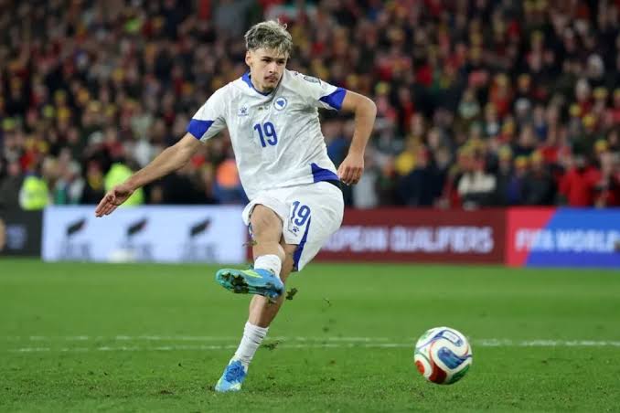 Mediji: Alajbegović želja Chelsea