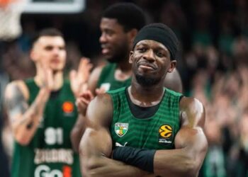 Asvel se pojačava, Parker zadovoljan!