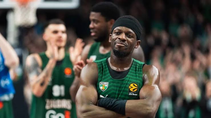 Asvel se pojačava, Parker zadovoljan!