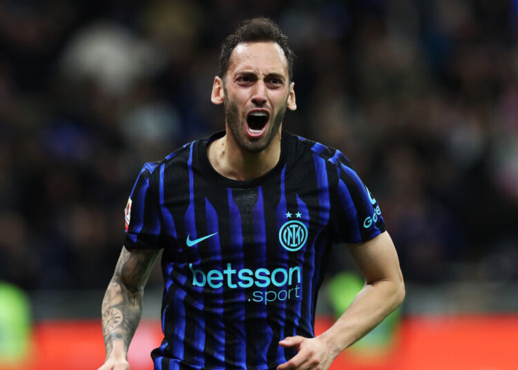 Hakan Calhanoglu na pragu povratka u Tursku