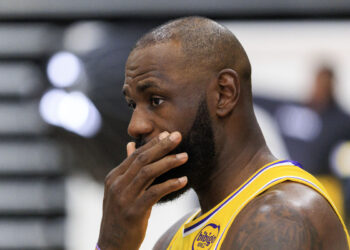 Bill Simmons uvjeren: LeBron James pred povratkom u Cleveland Cavalierse?