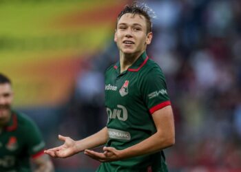 Galatasaray nudi 25 miliona, ali transfer Batrakova koči detalj