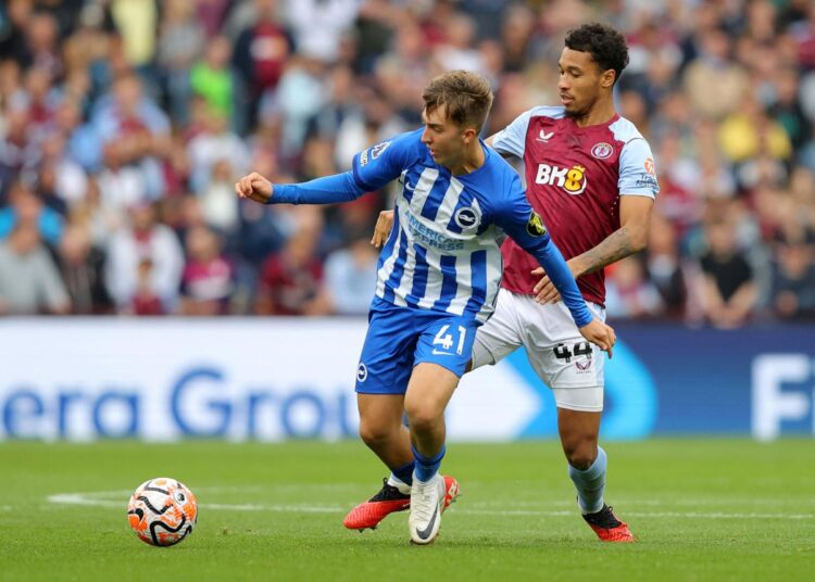 Brighton rastura Aston Villu