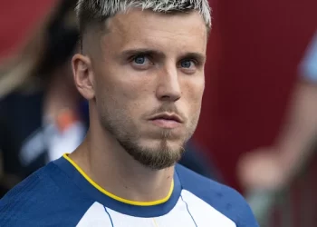 Demirović tema, klubovi pregovaraju, želje različite…