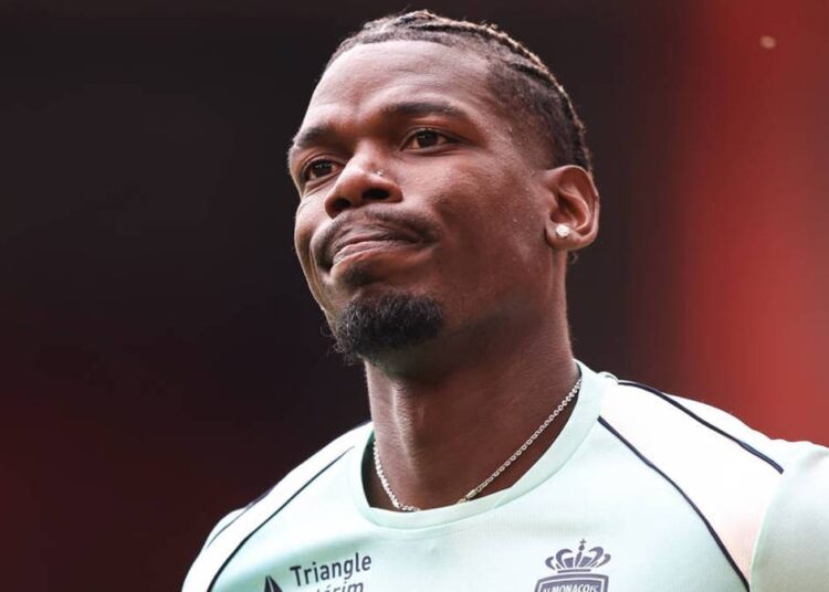 Paul Pogba pred izlaznim vratima Monaca