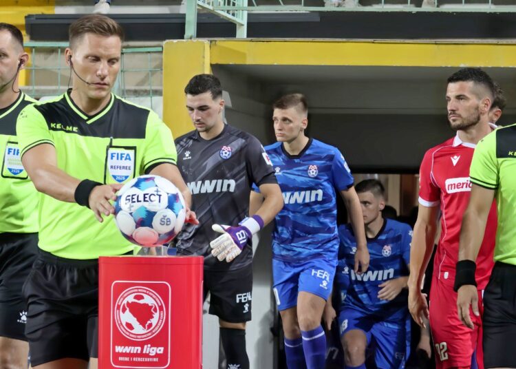 Bez golova na Pecari