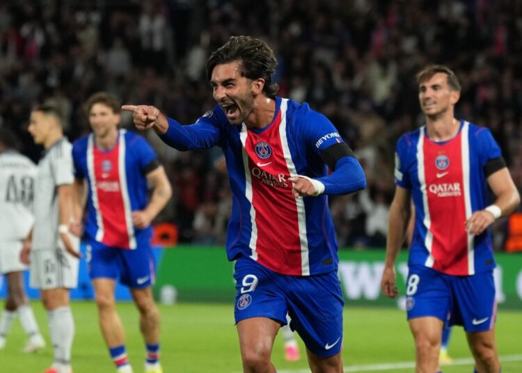 Galata povela pa se raspala, PSG ubjedljiv protiv Slovana