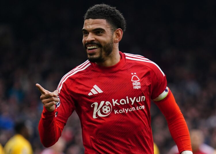 Bayern iz Minhena bacio oko na veznjaka Nottingham Foresta