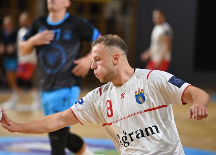 Izviđačev prvi protivnik u Europi je francuski Chambery