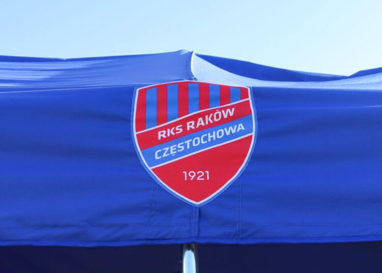 Rakow pred resetom nakon katastrofalnog starta