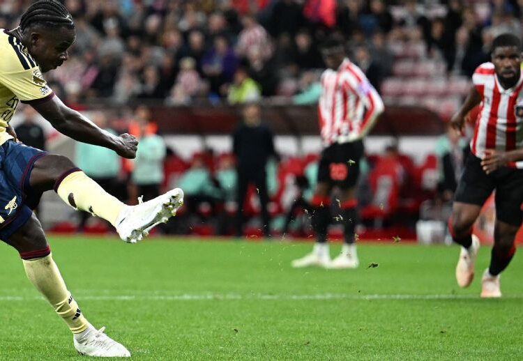 Arsenal nastavio savršen start: Guimarães i Saka srušili Sunderland