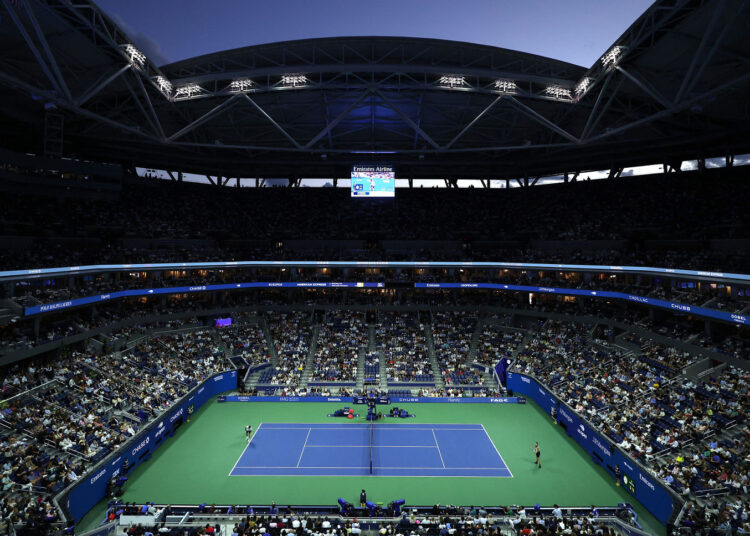 Zverev u četvrtfinalu, Khachanov igrao pet setova
