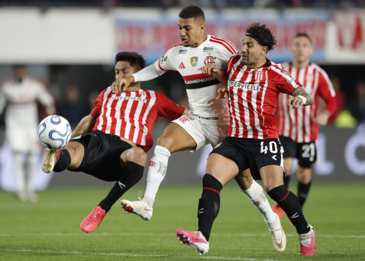 Estudiantes i Flamengo remizirali bez golova u prvom polufinalnom duelu