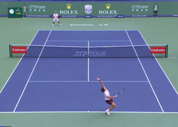 Šangaj: Sakamoto šokirao Rubleva, Zverev i Shelton sigurni