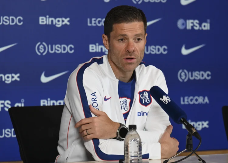 Alonso donio ohrabrujuće vijesti: Martinez napustio stadion pri svijesti